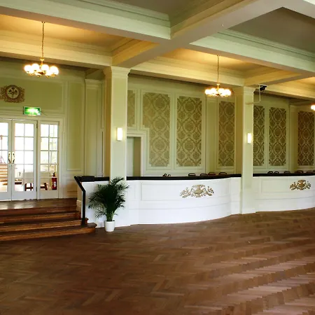 Hotel Cumbria Grand