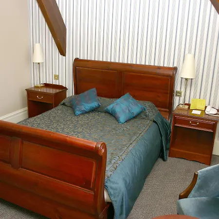 Hotel Cumbria Grand 3*