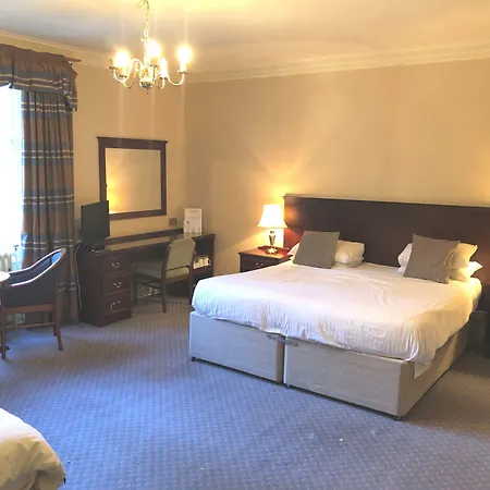 Hotel Cumbria Grand 3*