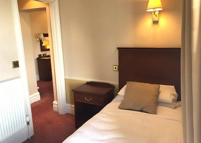 كمبريا غراند 3* غْرانج أوفار ساندس