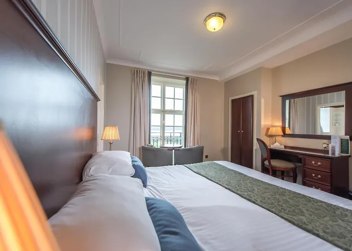 Hotel Cumbria Grand 3*