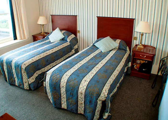 Cumbria Grand Hotel 3*