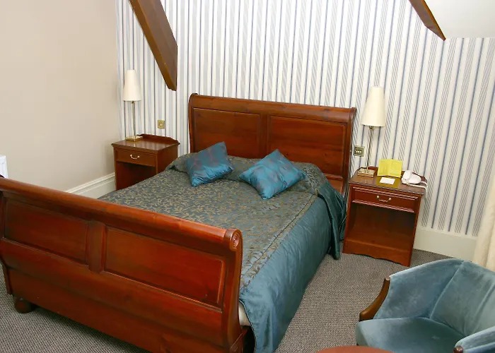 Hotel Cumbria Grand 3*