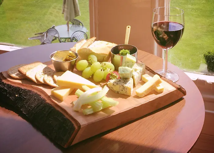 Cumbria Grand Hotel 3*